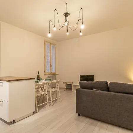 La Casa Del Vicolo 2 Letto, Wi-fi Aria Condizionata * Modena